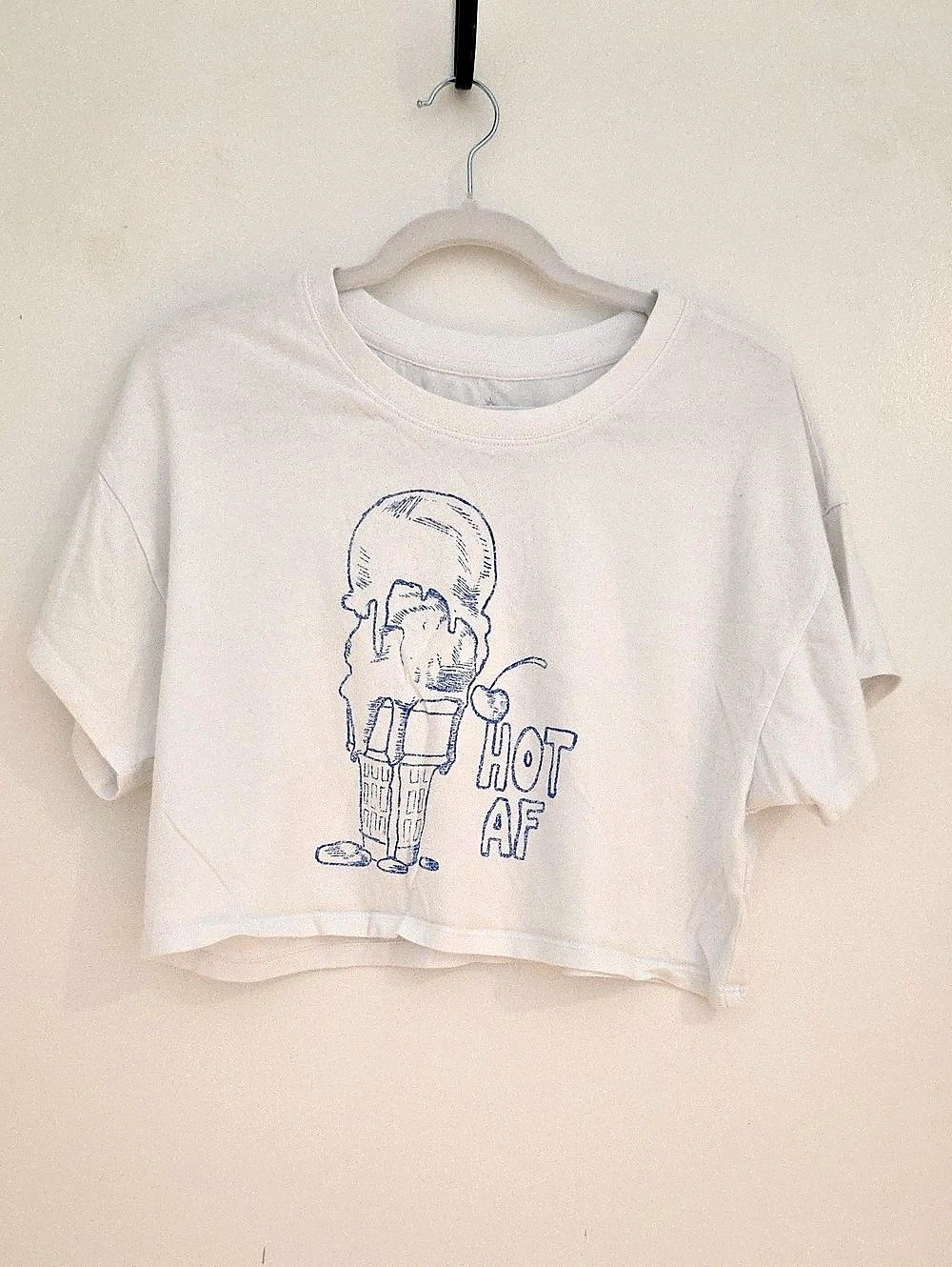 Offline by Aerie Graphic Cropped Tee in White